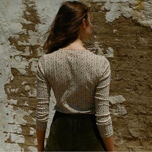 Doen Annie Tee in Windswept Dahlia - XS